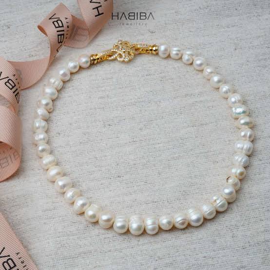 Exemple — Collier de perles